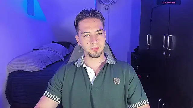 Alex smith00 online show from 10-11-25, 02:23