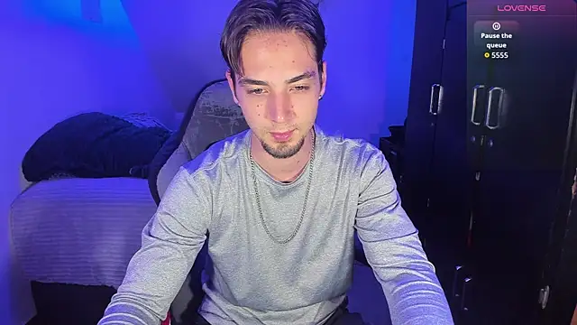 Alex smith00 online show from 12-02-25, 09:38