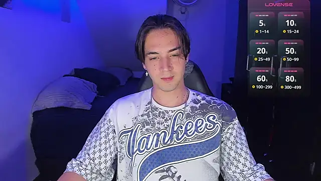 Alex smith00 online show from 09-20-25, 11:21