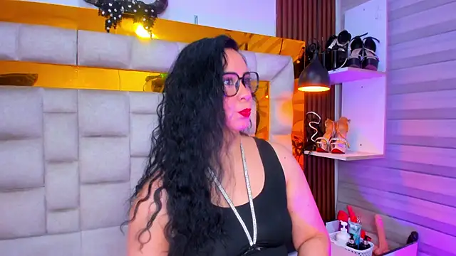 bigass monic online show from 06-30-26, 02:22