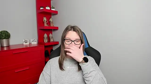 Cookie zoe online show from 11-04-25, 06:39