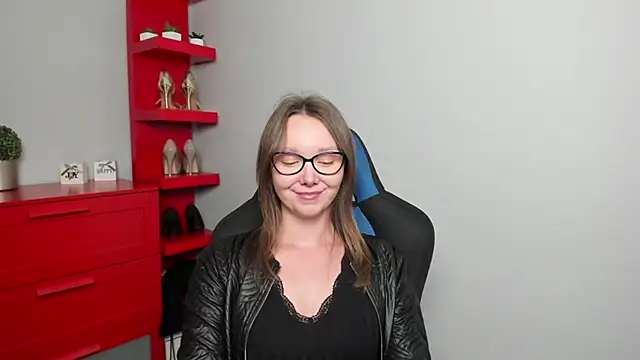 Cookie zoe online show from 09-19-25, 06:50