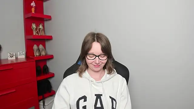 Cookie zoe online show from 04-17-26, 07:00