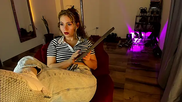 Cristina  Smith online show from 07-22-26, 12:01