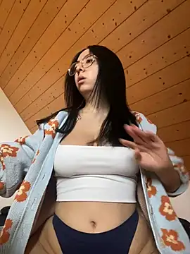 NattCastillo online show from 02-07-25, 09:37