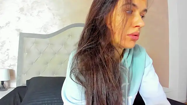 JennaMyers online show from 11-08-25, 08:23