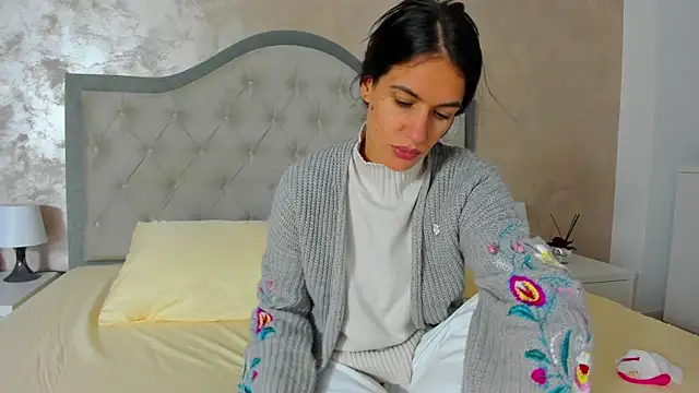 JennaMyers online show from 10-01-25, 07:18