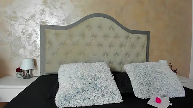 JennaMyers online show from 11-03-25, 08:23