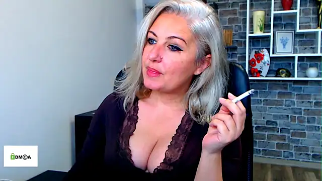 angel devil milf online show from 02-17-26, 12:24