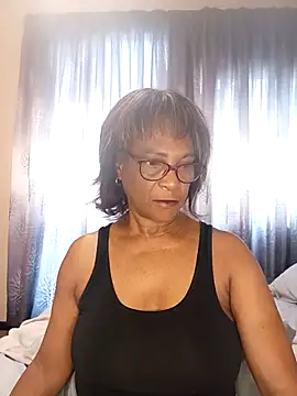 Hotgrannyx online show from 12-17-25, 04:17