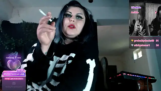 Snapshot of Psychobitch7 chatting on 04-27-26, 12:36 Psychobitch7 online show from 04-27-26, 12:36