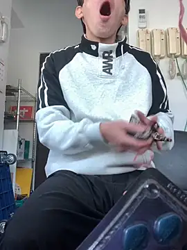 o0-69o online show from 12-26-24, 07:35