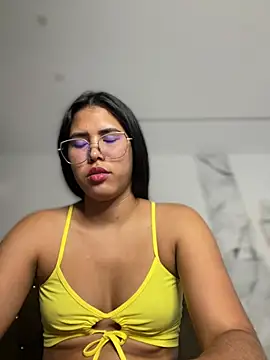 alysson 18 online show from 05-31-26, 06:09
