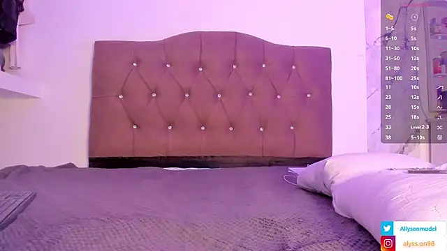 alysson 18 online show from 04-09-26, 02:12