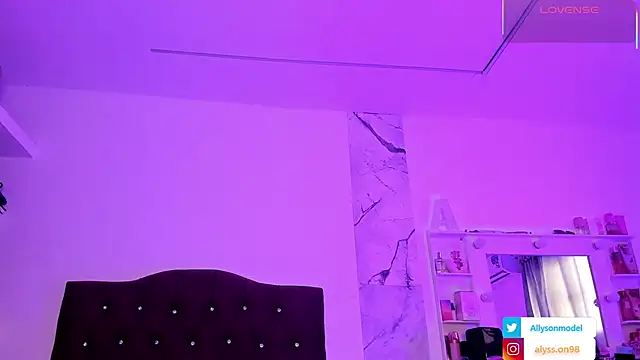 alysson 18 online show from 06-02-26, 02:28