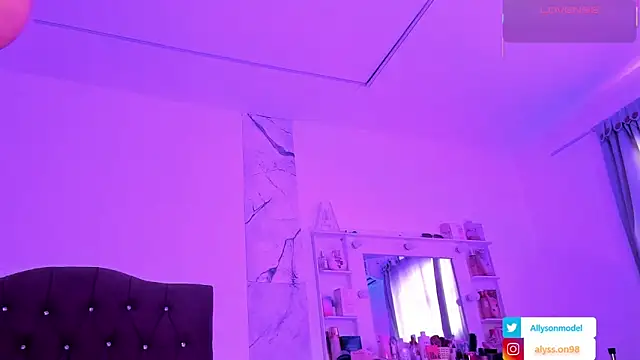 alysson 18 online show from 05-29-26, 02:23