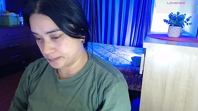 princesskelly online show from 10-21-25, 03:50