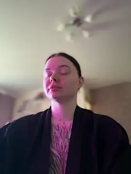 MommyDimitrescu  online show from 05-19-26, 06:09