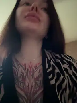 MommyDimitrescu  online show from 05-26-26, 06:22