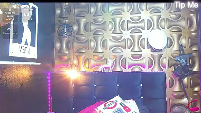 Snapshot of angel_sexyevil chatting on 03-03-25, 12:28 angel sexyevil online show from 03-03-25, 12:28