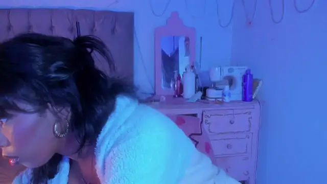 AfroGoddess online show from 09-18-25, 02:09