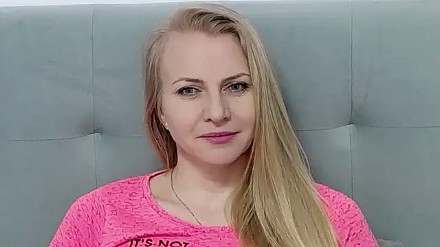 K  Adrienne online show from 03-03-25, 05:47