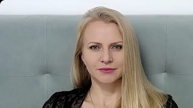 K  Adrienne online show from 11-01-25, 05:57