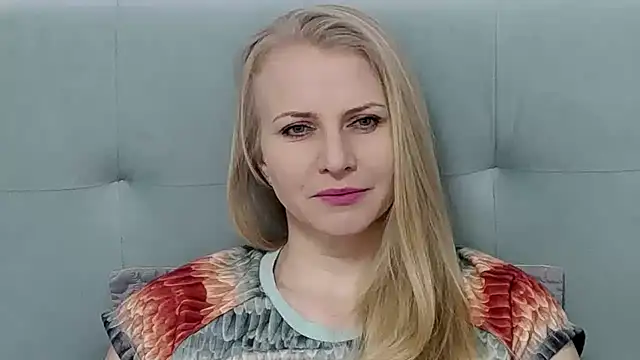 K  Adrienne online show from 03-02-25, 06:05