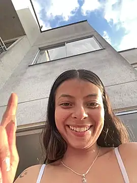 Snapshot of RsellAmb chatting on 01-23-25, 10:01 RsellAmb online show from 01-23-25, 10:01