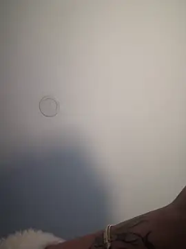 Snapshot of RsellAmb chatting on 01-06-25, 07:09 RsellAmb online show from 01-06-25, 07:09