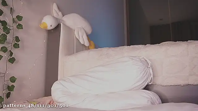 Snapshot of liassmolly1_couple chatting on 02-13-25, 04:17 liassmolly1 couple online show from 02-13-25, 04:17