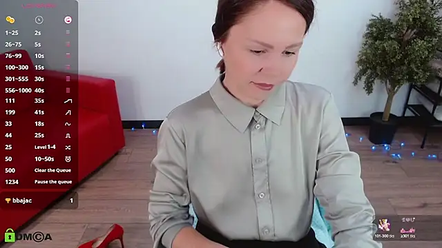 Snapshot of VickyGolden chatting on 05-30-26, 05:03 VickyGolden online show from 05-30-26, 05:03