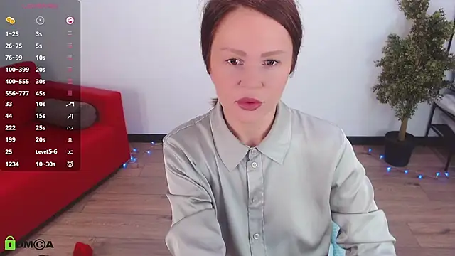 VickyGolden online show from 06-30-26, 05:40