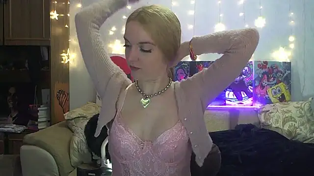 SecretSophia online show from 03-07-25, 08:00