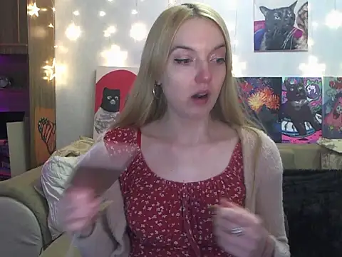 SecretSophia online show from 03-21-25, 11:01