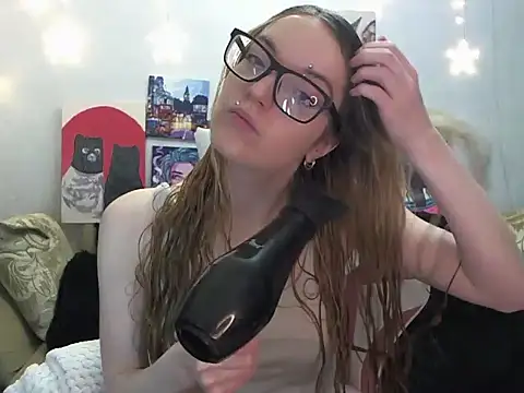 SecretSophia online show from 10-03-25, 09:16