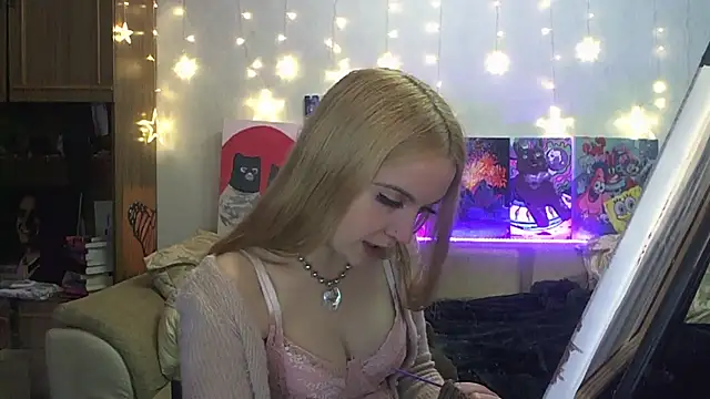 SecretSophia online show from 03-07-25, 11:05