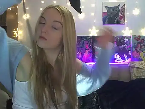 SecretSophia online show from 03-18-25, 08:26