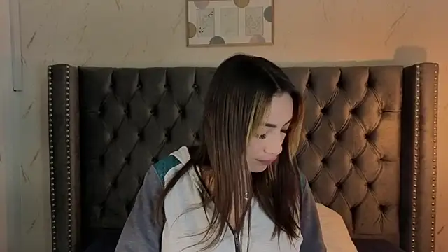 Kim Blane online show from 04-19-26, 03:29