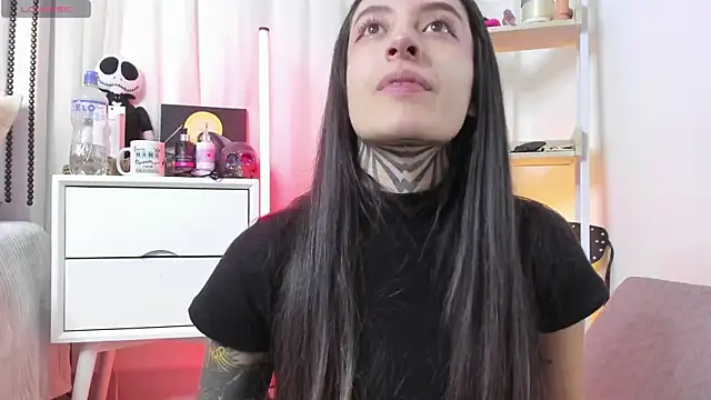 Snapshot of SAMANTHA_DM chatting on 09-17-25, 01:46 SAMANTHA DM online show from 09-17-25, 01:46