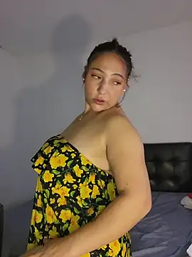 VickyHoult online show from 11-15-25, 10:14