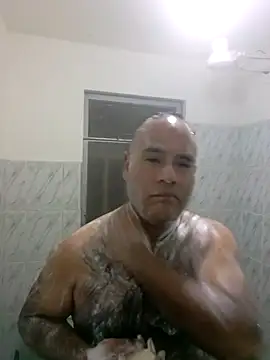 Snapshot of PhillDrake11 chatting on 10-14-25, 03:29 PhillDrake11 online show from 10-14-25, 03:29