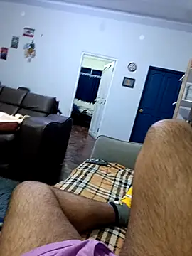 Snapshot of PhillDrake11 chatting on 10-06-25, 03:51 PhillDrake11 online show from 10-06-25, 03:51