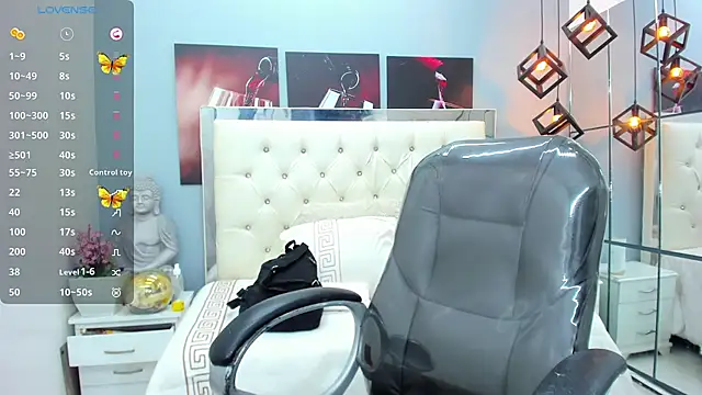 pearl weet online show from 10-14-25, 06:19