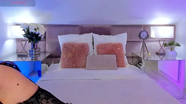 MiaMuse online show from 01-09-26, 08:05