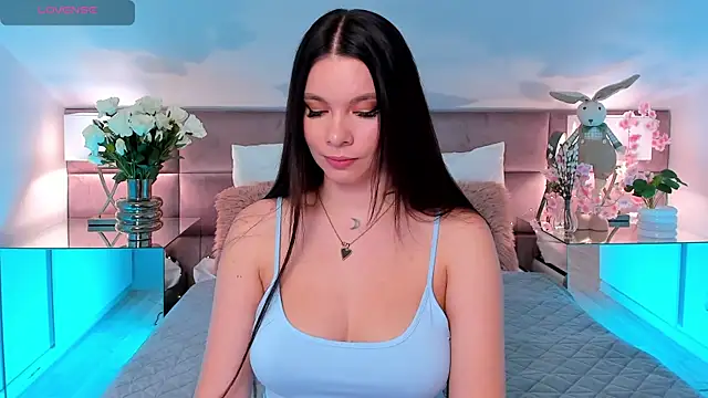 MiaMuse online show from 04-17-26, 07:06