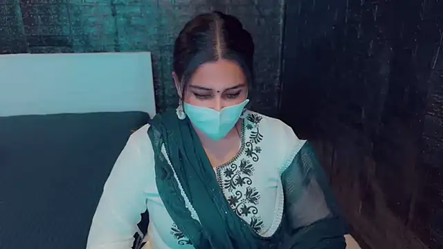 Snapshot of SonY_CaM chatting on 02-22-25, 05:24 SonY CaM online show from 02-22-25, 05:24