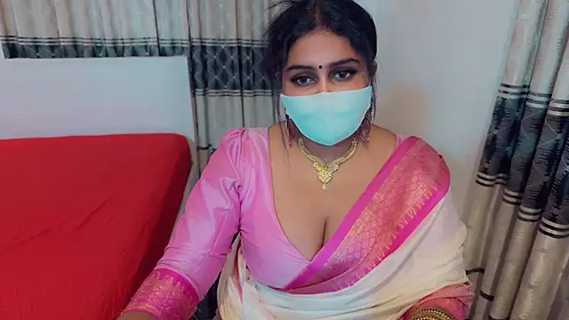 Snapshot of SonY_CaM chatting on 10-13-25, 05:14 SonY CaM online show from 10-13-25, 05:14