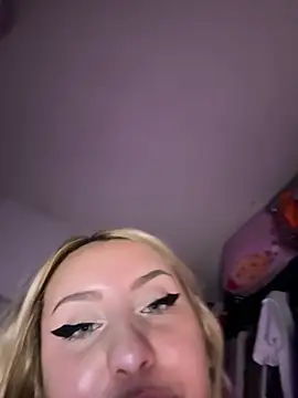 NibiruNairobi69 online show from 04-01-26, 01:41