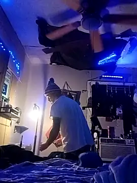 Snapshot of Jewfish420 chatting on 11-04-25, 06:11 Jewfish420 online show from 11-04-25, 06:11